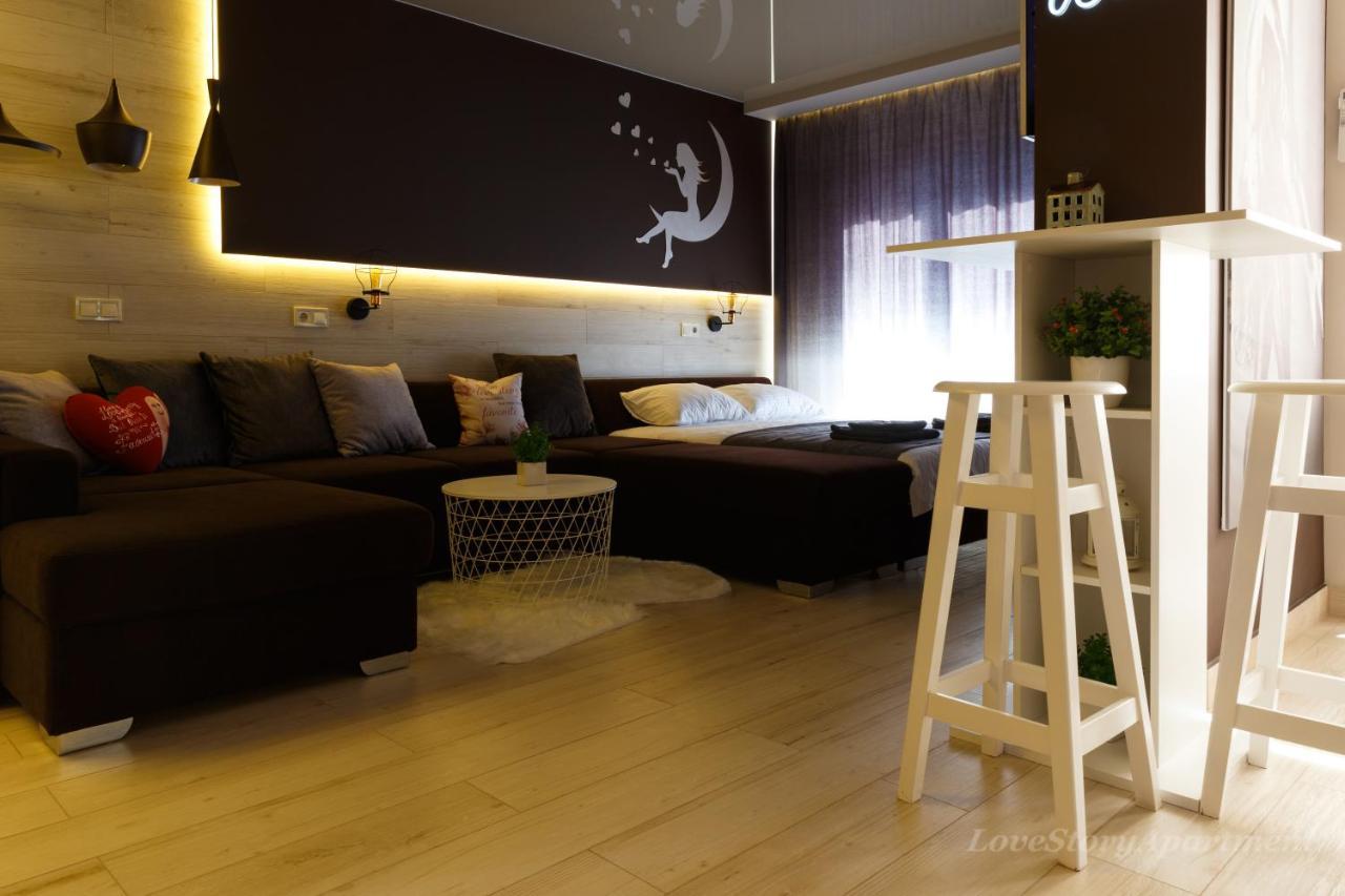 Luxury Apartments «Love Story» Ivano-Frankivsk Ngoại thất bức ảnh