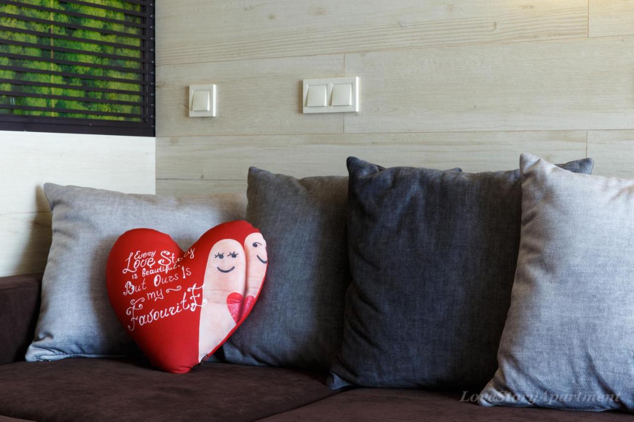 Luxury Apartments «Love Story» Ivano-Frankivsk Ngoại thất bức ảnh